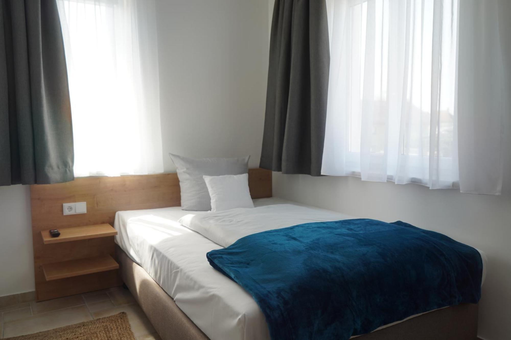 Eco Motel Wallersdorf Extérieur photo